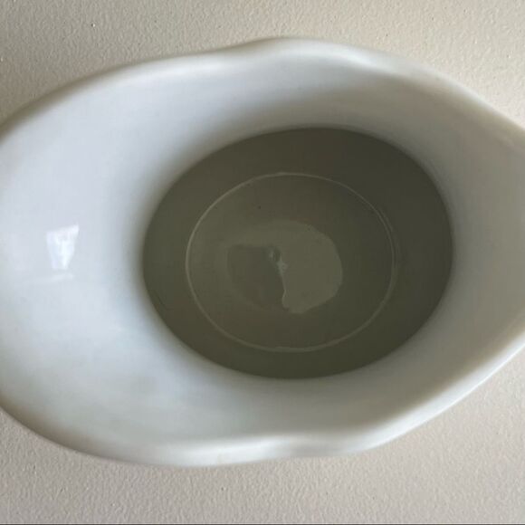 Vintage Albert Pick Co. Vitrified Cream Pitcher or Vase with Green Trim - Picture 6 of 12